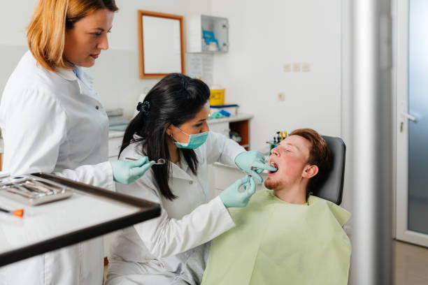 Best Dentist for Tooth Abscess  in Cavalero, WA